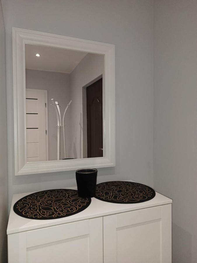 Bursztynowy Apartament تارنوفسكي غوره المظهر الخارجي الصورة