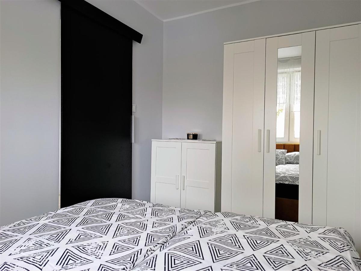 Bursztynowy Apartament تارنوفسكي غوره المظهر الخارجي الصورة